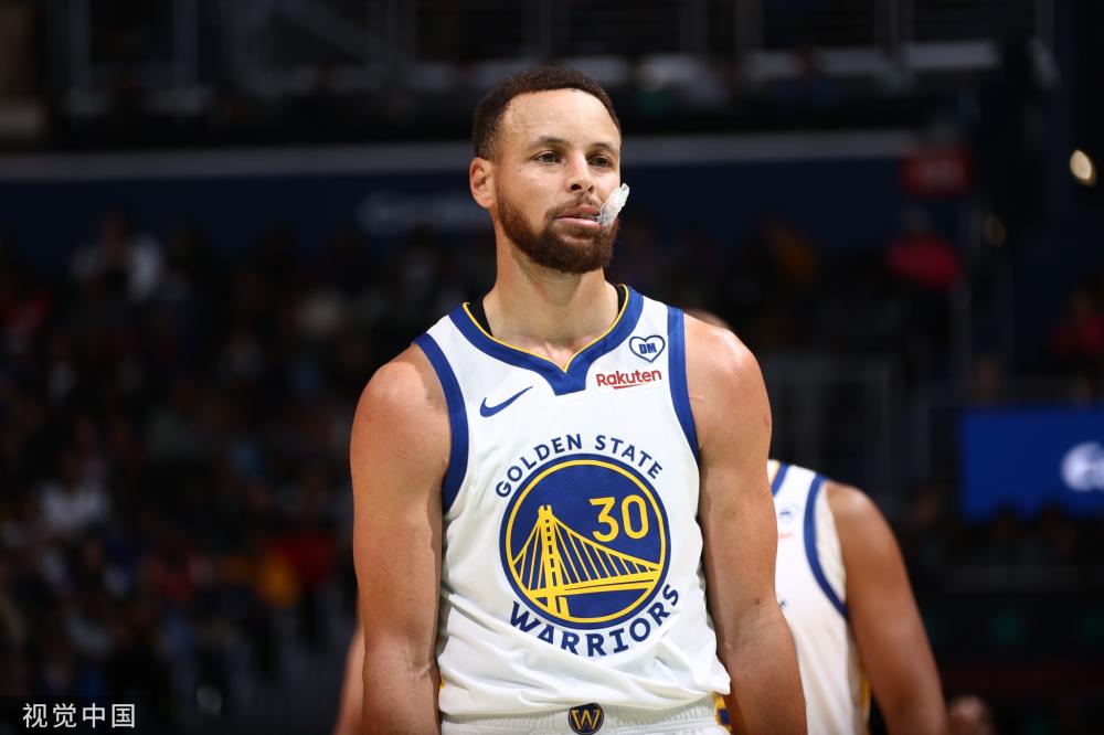 维金斯在两 维金斯在两